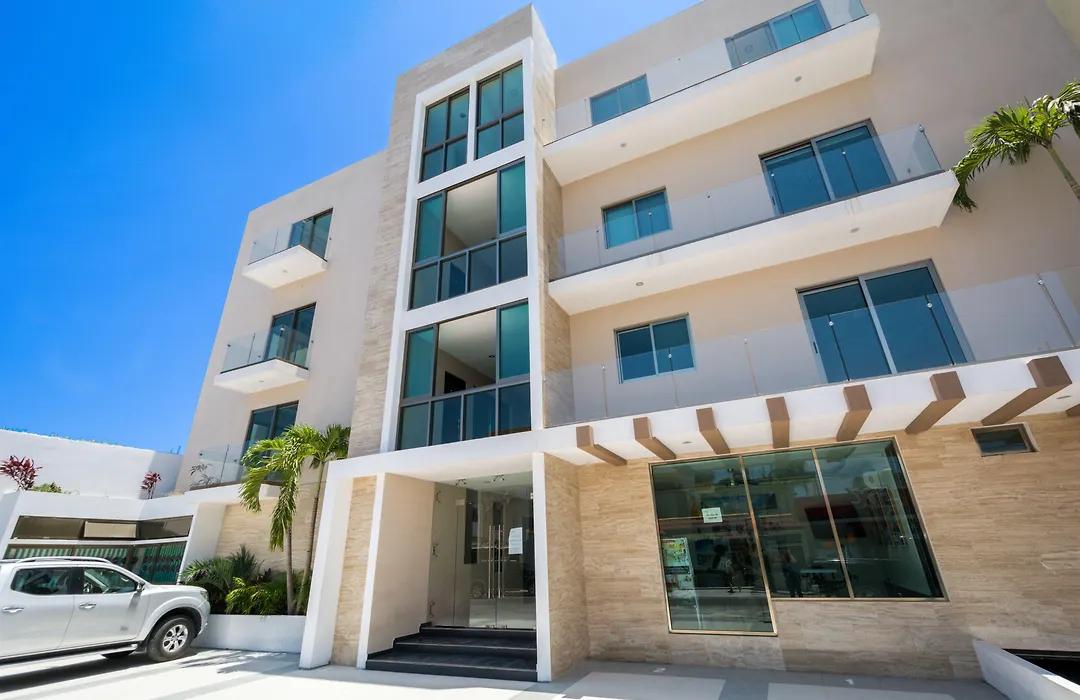 Palmarena Rooms & Residences - Long Stay Comfort With Parking, Sauna, Gym & Pool - Steps From 5Th Avenue-1
