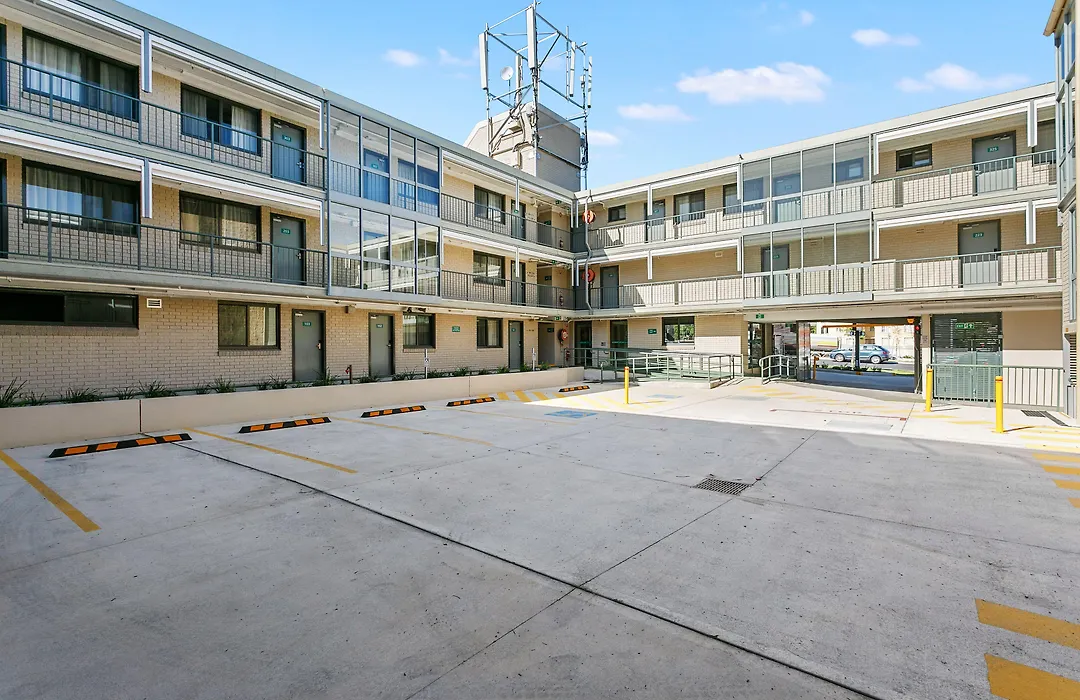 Quality Inn Sunshine Haberfield-1