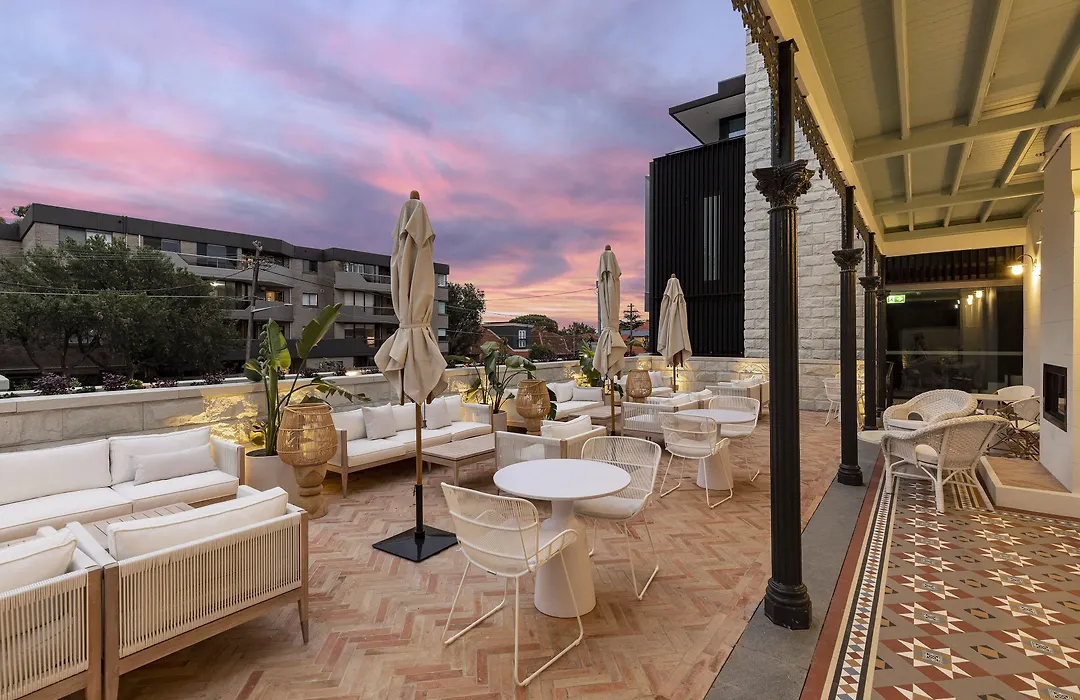 The Albert Mosman-1