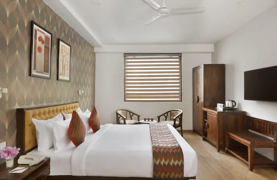 Click Hotel Jaipur, Raja Park-1