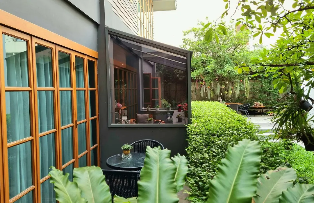 Vali Villa Bangkok-1