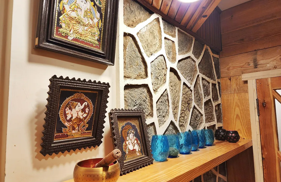 Hotel Pineview Shimla-1