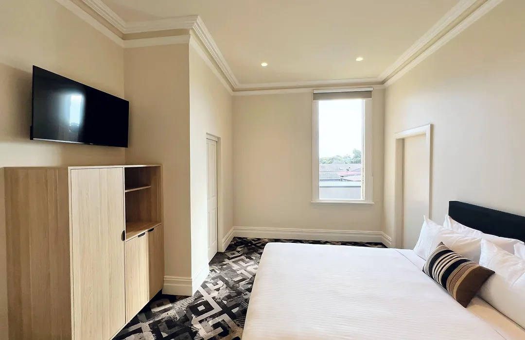 Tempe Hotel Sydney-1