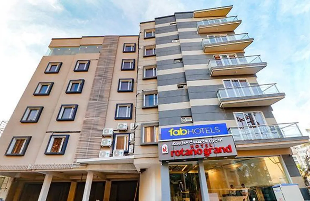 Fabhotel Rotano Grand-1