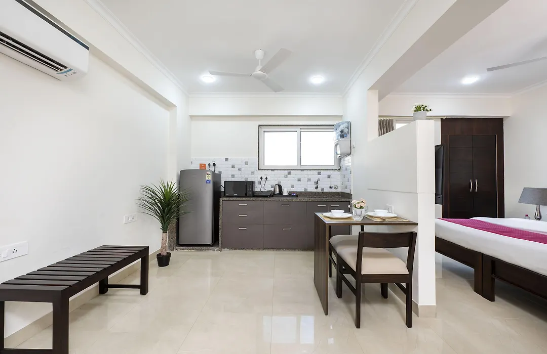 Palm Stay - Studios & Rooms-1