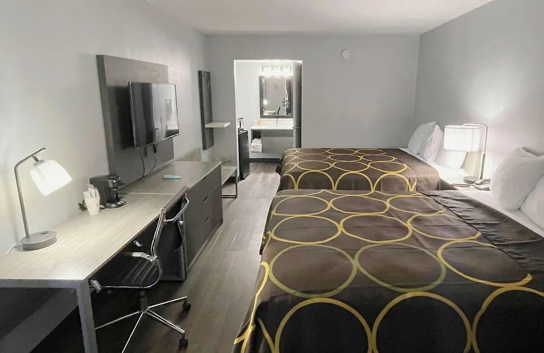 Super 8 By Wyndham Pigeon Forge Downtown-1