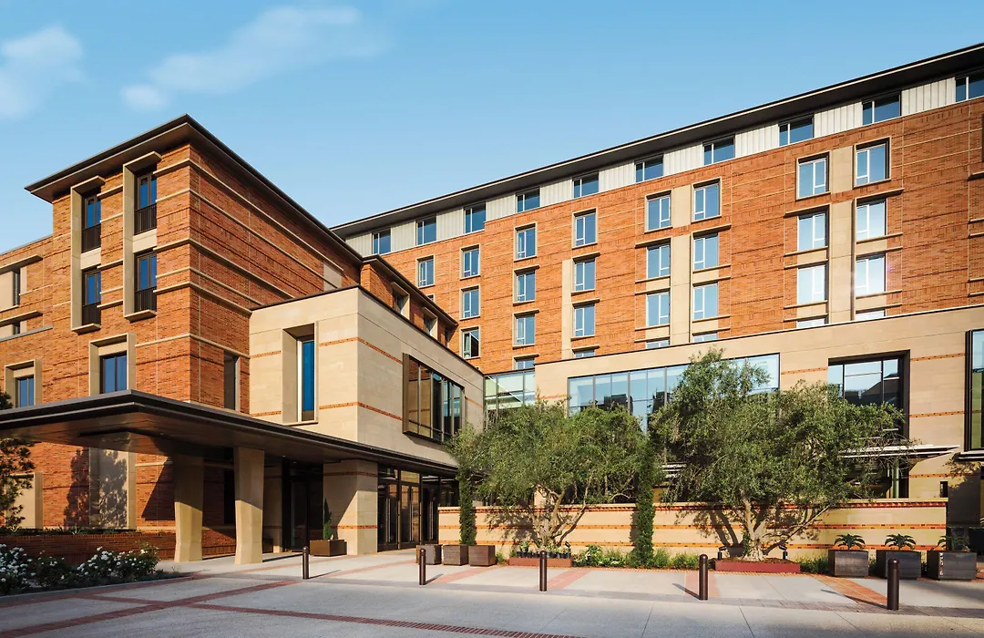 Luskin Hotel-1