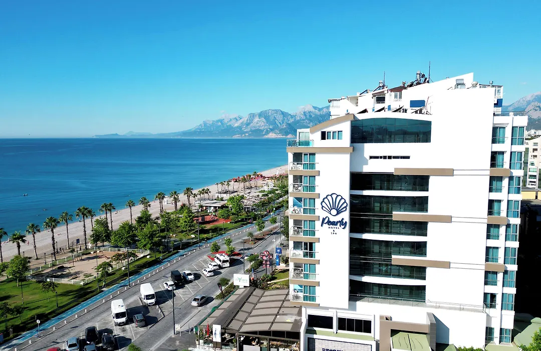 Pearly Hotel-1