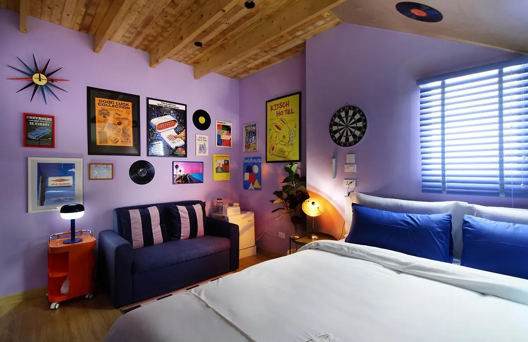 Kitsch Hotel-1