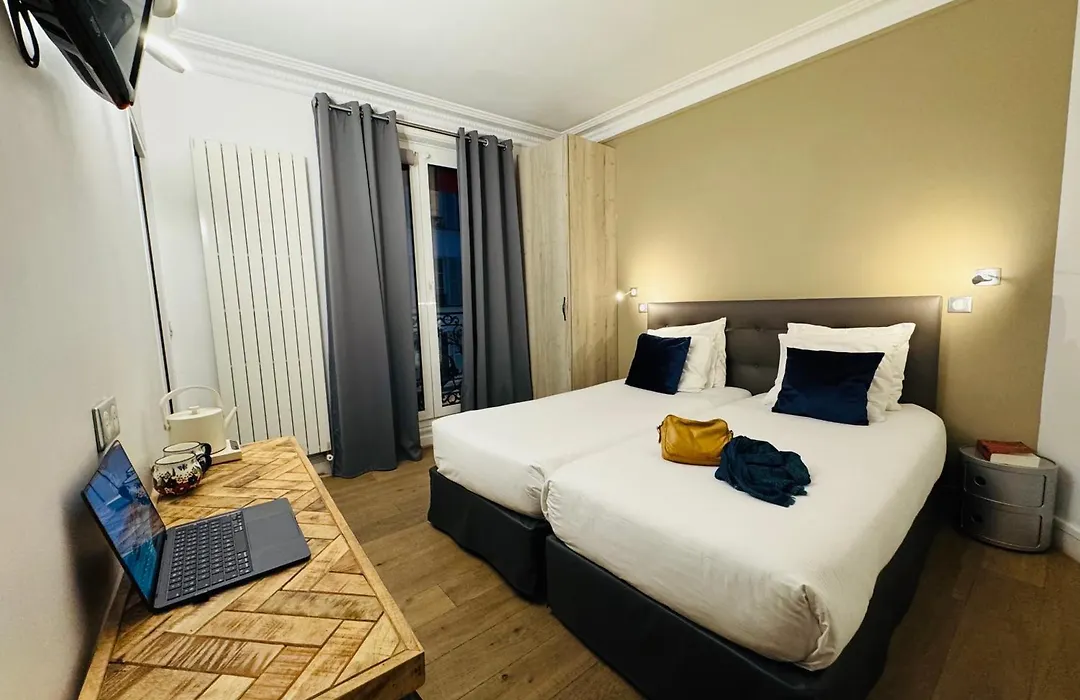 Hotel L'Amiral-1