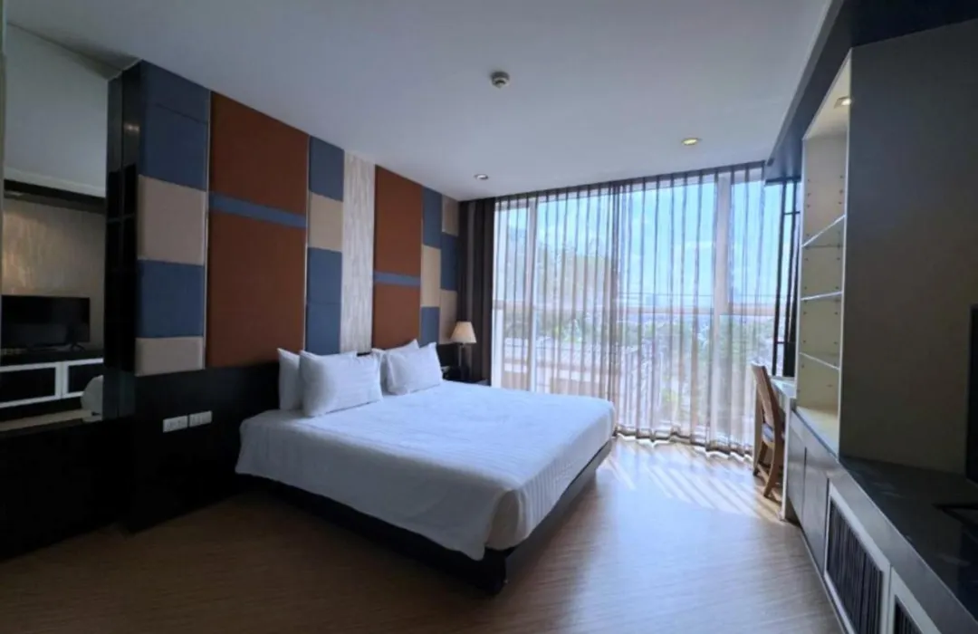 The Sunreno Hotel Bangkok-1