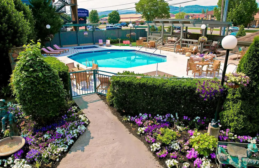 Arbors At Island Landing Hotel & Suites-1