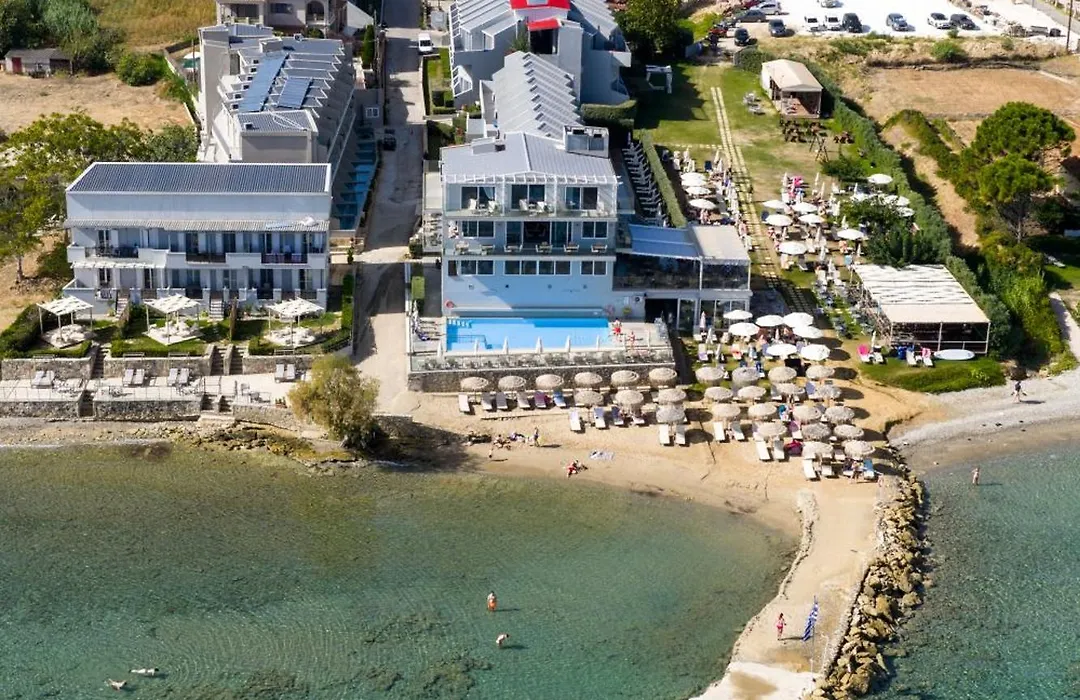 Golden Coast Beachfront Resort-1