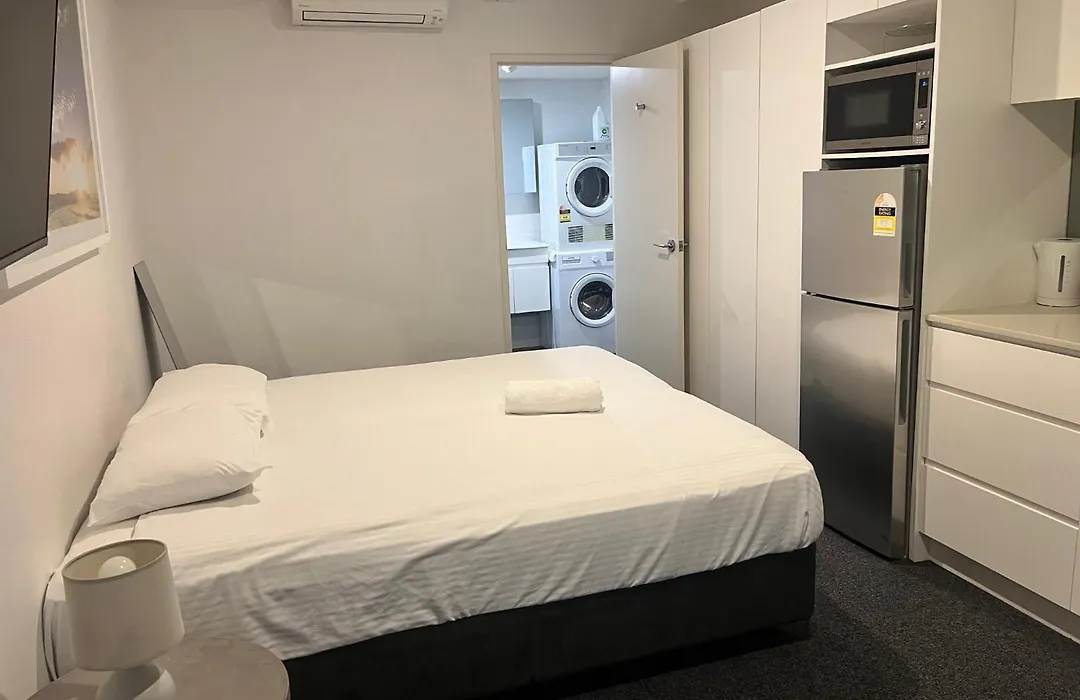 Bondi Beach Studios Suite-1