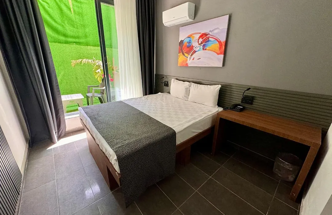 Wolf Of The City Hotel & Spa-1