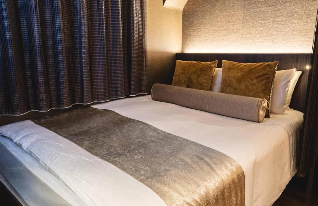 Roppongi Hotel S-1
