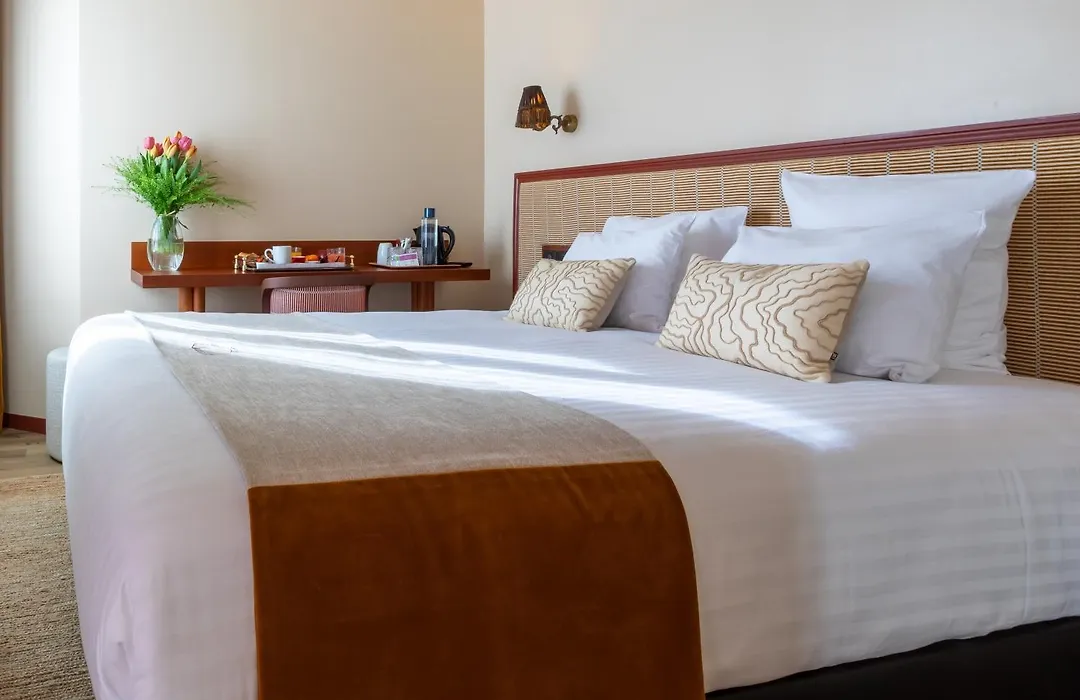 Hotel Sacha-1