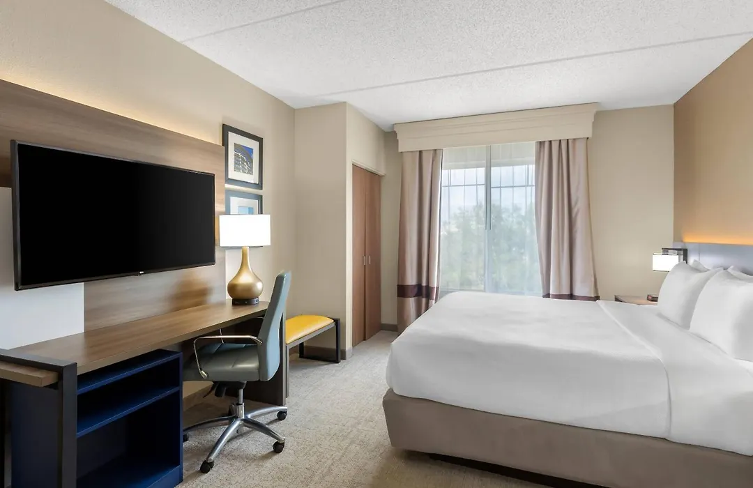 Comfort Suites Near Universal Orlando Resort-1