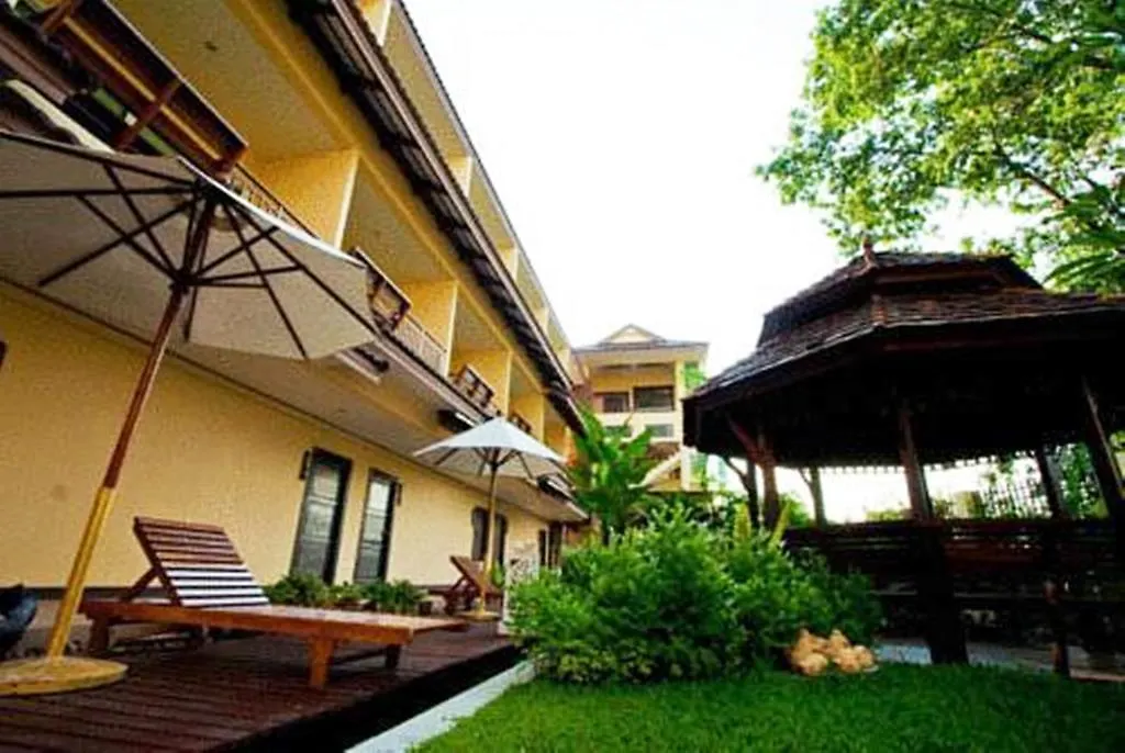 Suphan Lake Hometel-1