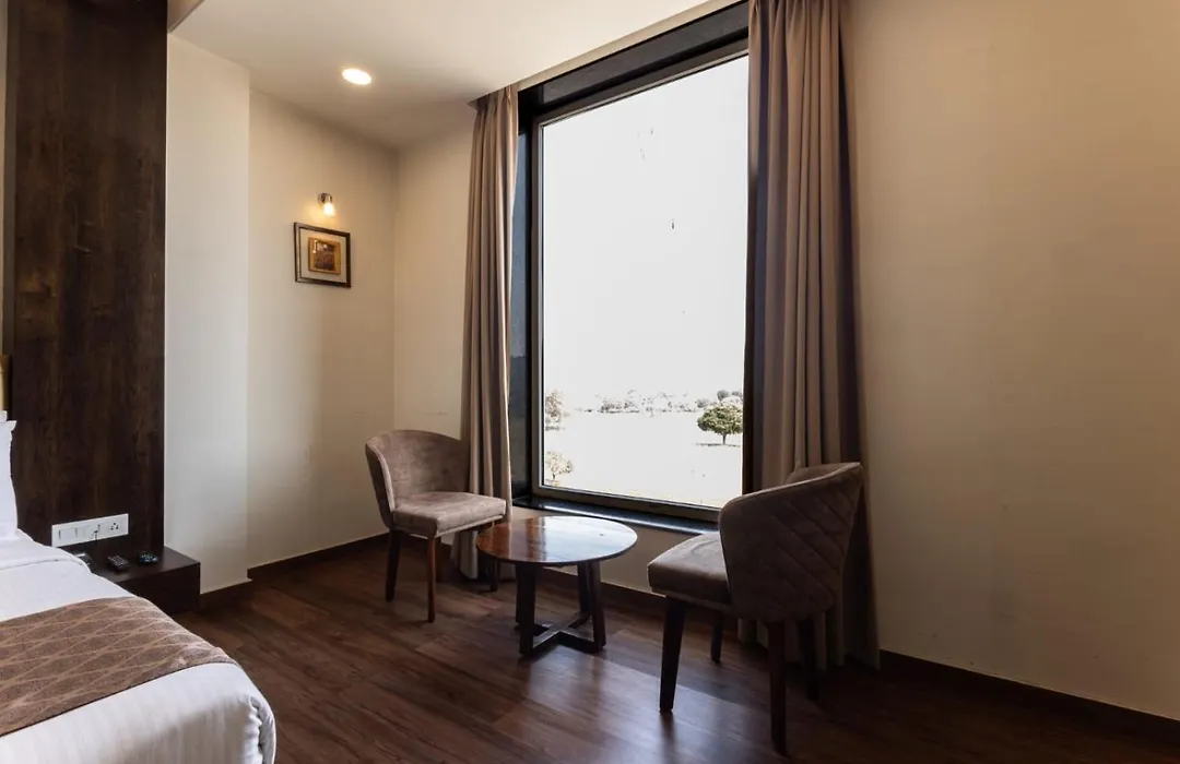 Hotel Aksh Inn-1