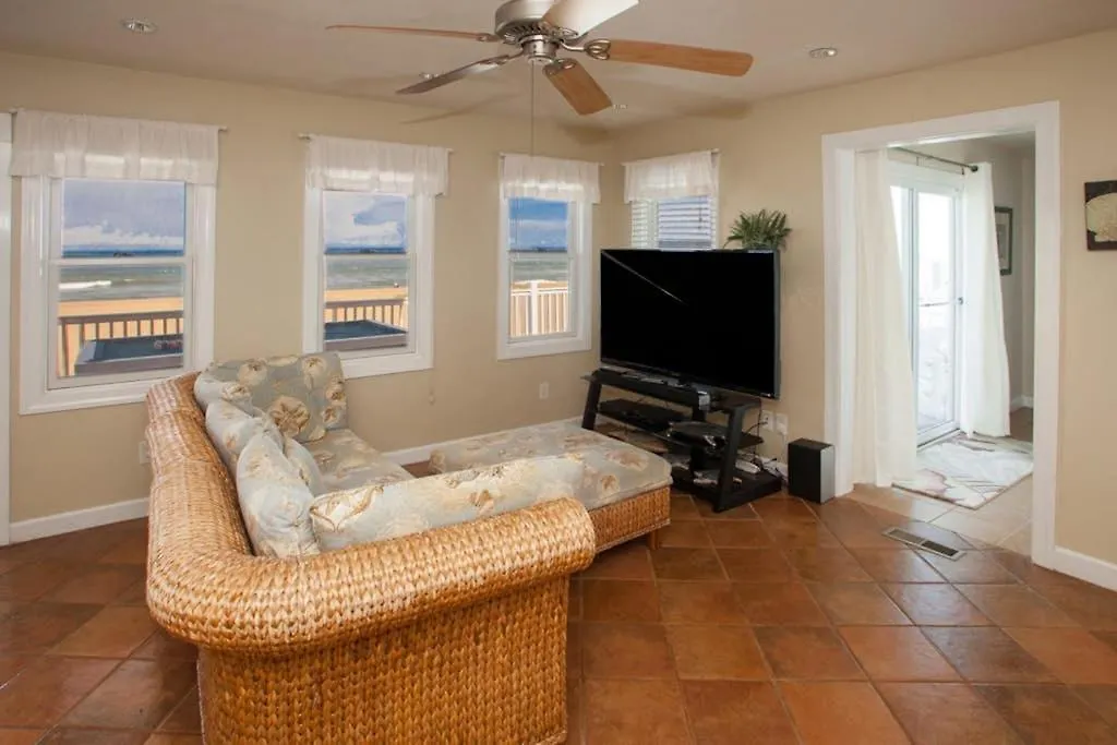 Seaside Serenade-1