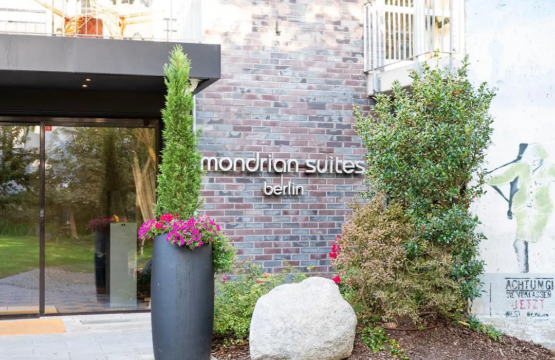 Mondrian Suites Berlin Am Checkpoint Charlie-1