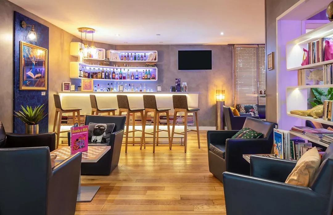 Ibis Styles Paris Tolbiac Bibliotheque-1