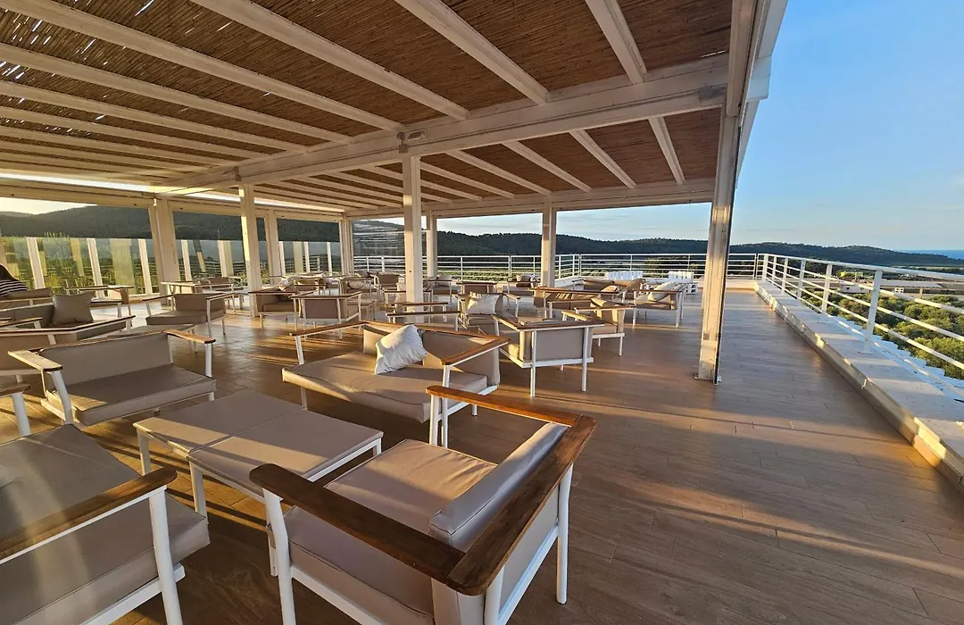 Hotel Le Ginestre Family & Wellness-1