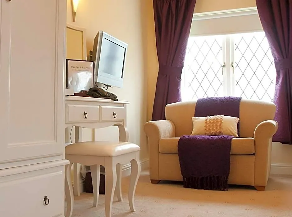 Norfolk Arms Hotel, Ringinglow-1