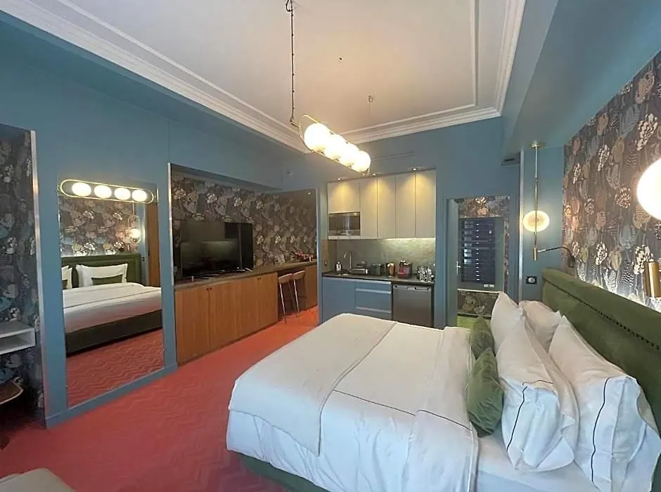 Hotel 33 Marbeuf-1
