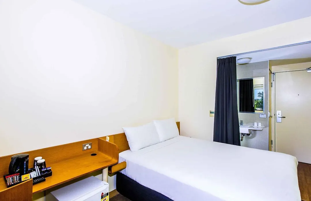 Ibis Budget Sydney Olympic Park-1