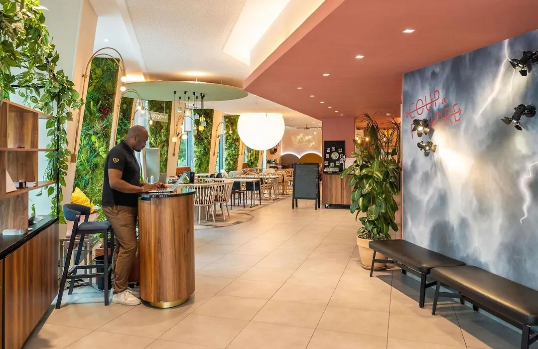 Ibis Styles Paris Meteor Avenue D'Italie-1
