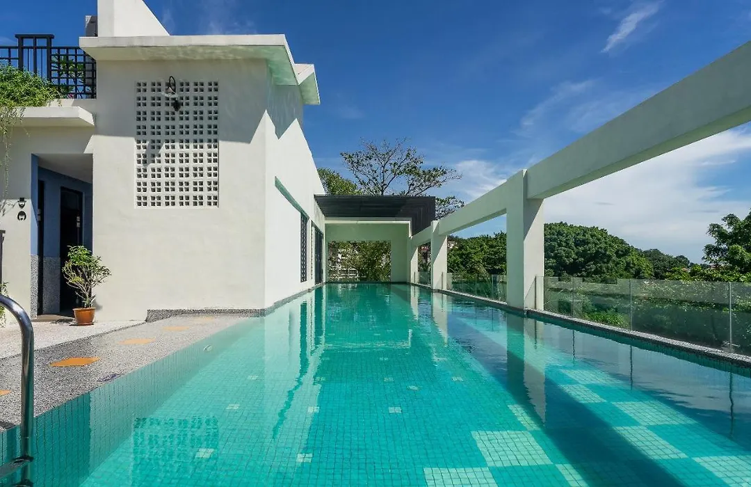Treasures Hotel And Suites-1