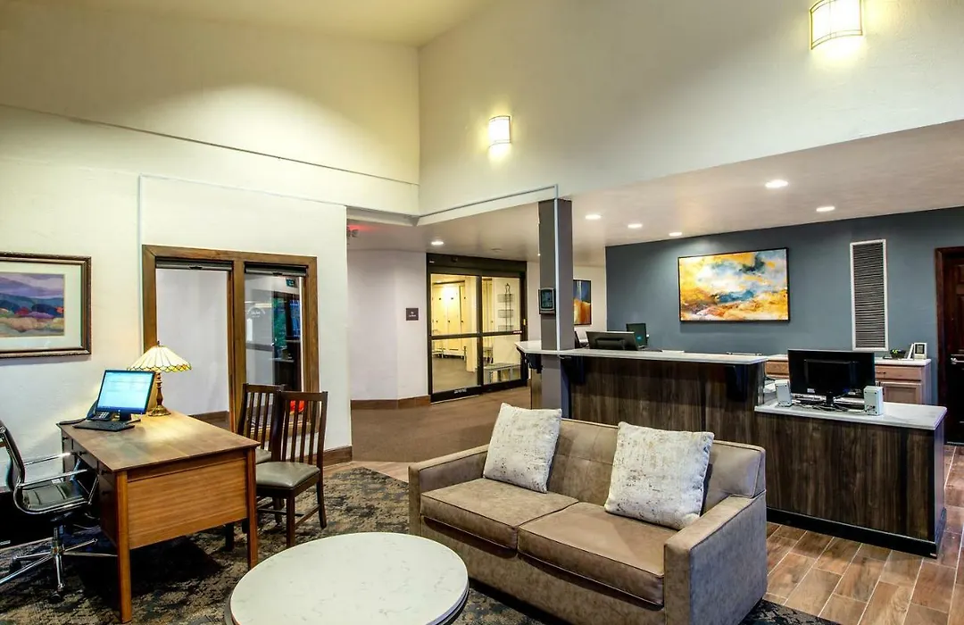 Sandstone Creek Club Condominiums-1