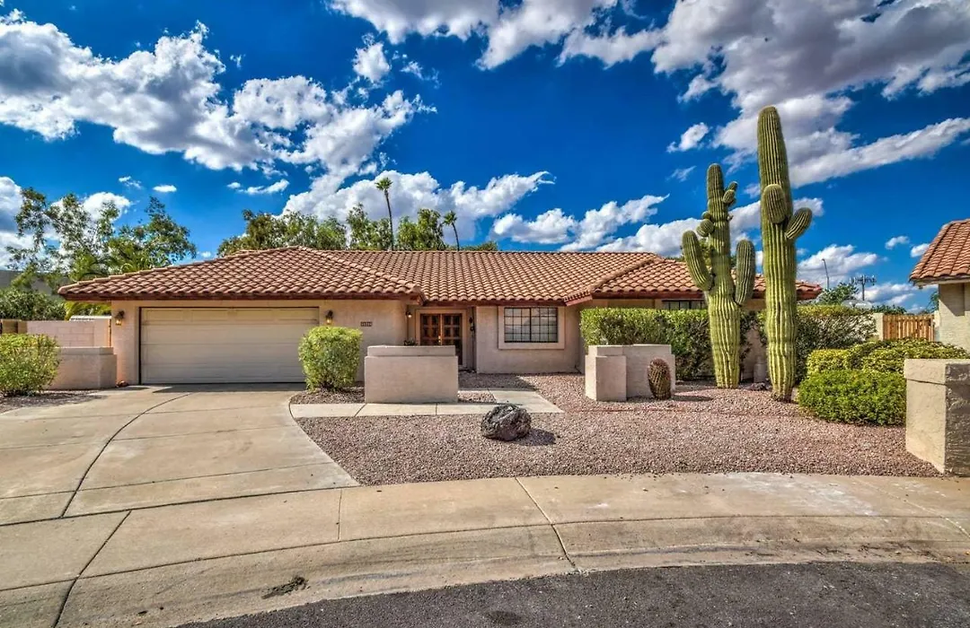 Tatum Villa-Pool - Hot Tub - Resort Living - Golf -Scottsdale-1