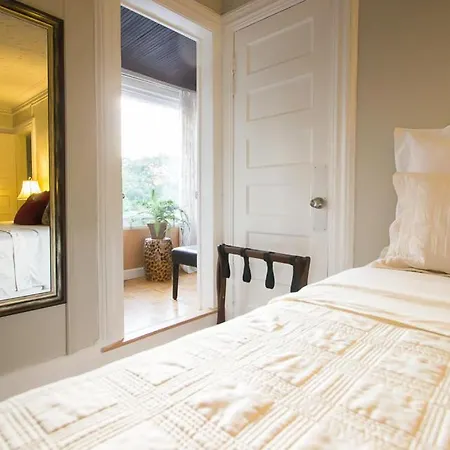 A And Fayebed And Breakfast, Inc,-3