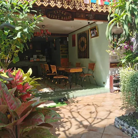 Tavee Guesthouse-2