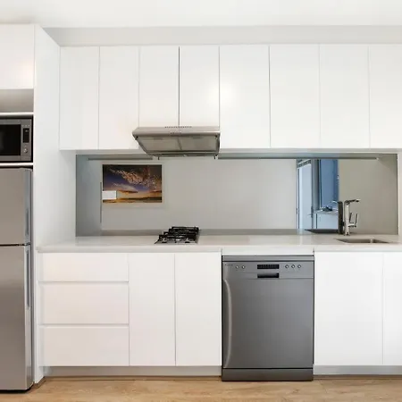 Bondi Beach Studios Suite-2