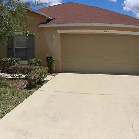 Four-Bedroom Pool Home Kissimmee-3
