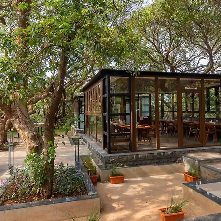 R R Heritage Resort Pure Vegetarian-2