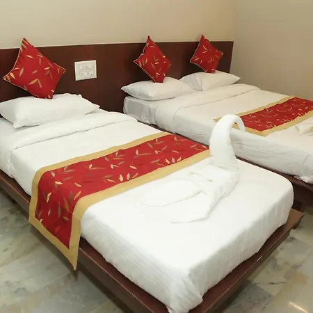 Soundarya Hotel-3
