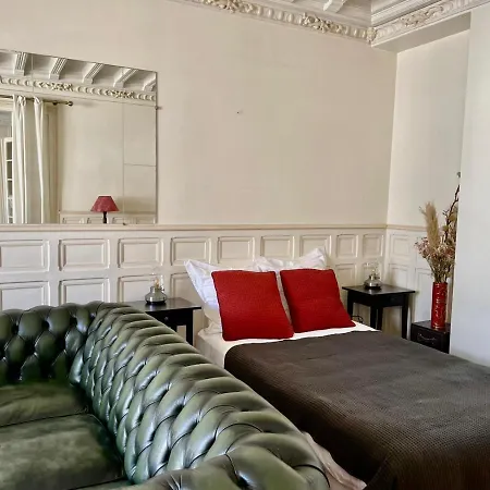 Haussmann Opera Penthouses 130M2 Entire 4Th Floors Is Yours Stone Balcony-2