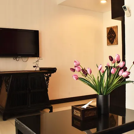 Boss Suites Nana Hotel-2