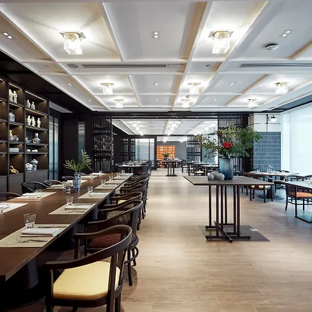 Montien Hotel Surawong Bangkok-3