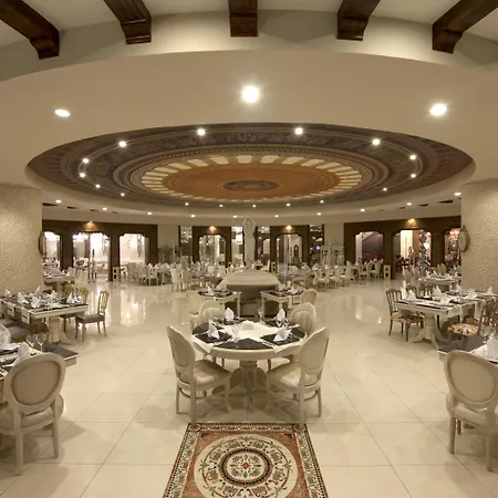Delphin Imperial Lara-3