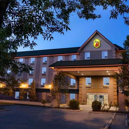 Super 8 By Wyndham Calgary Shawnessy Area-2