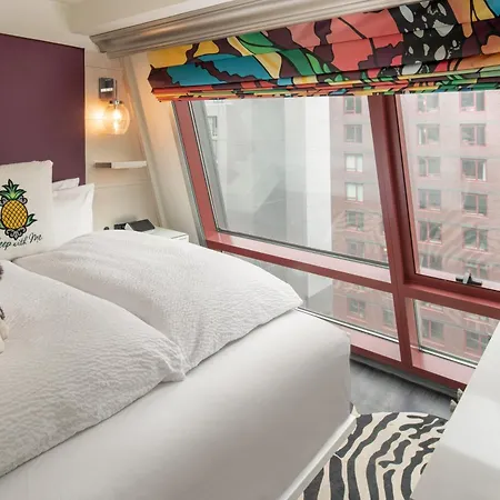 Staypineapple, An Artful Hotel, Midtown New York-3