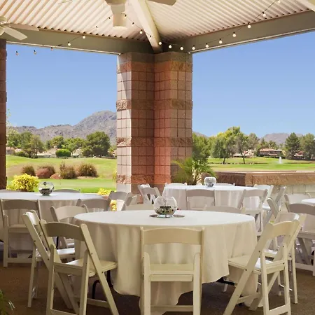Embassy Suites By Hilton Phoenix Scottsdale-3