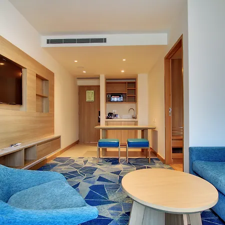 Holiday Inn Bengaluru Racecourse By Ihg-2