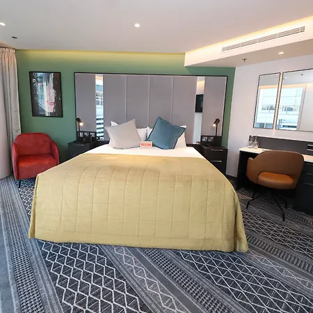 Marlin Hotel Stephens Green-2